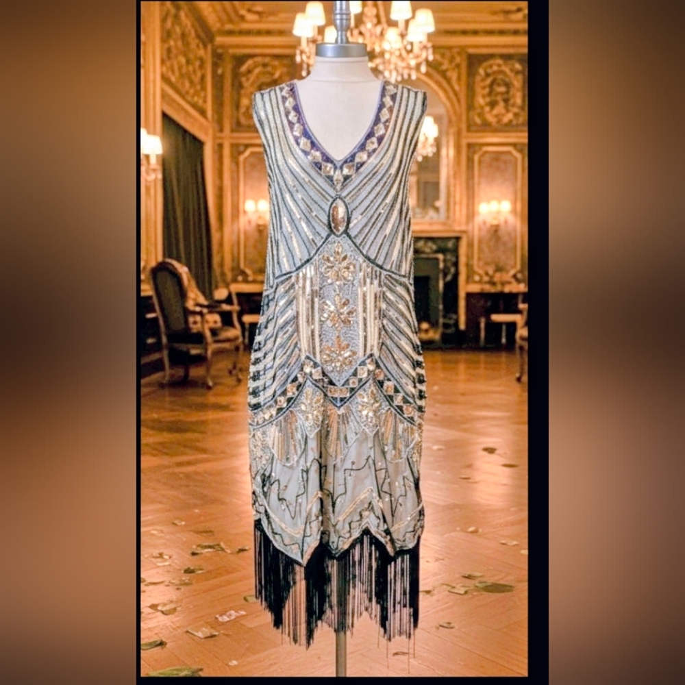 Gatsby Glam! 🥂 Fringe Beaded Flapper Inspired Dress - Size 4XL